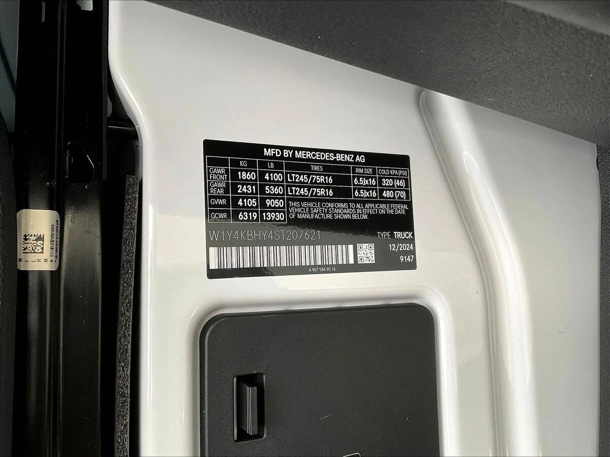 2025 Mercedes-Benz Sprinter Cargo Van Base - Photo 19
