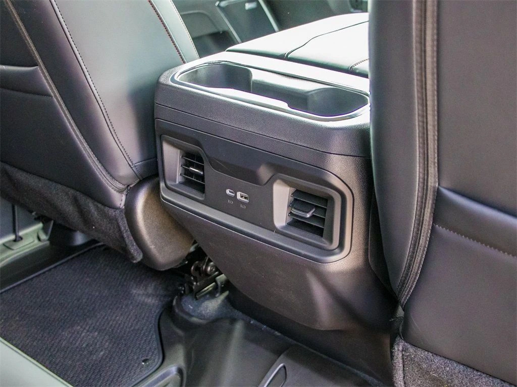 2025 Chevrolet Silverado 1500 RST - Photo 25
