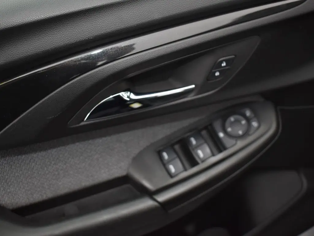 2023 Chevrolet Trailblazer LT photo 9