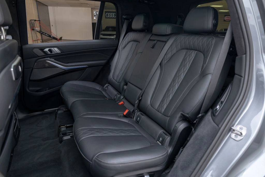 2025 BMW X7 M60i - Photo 22