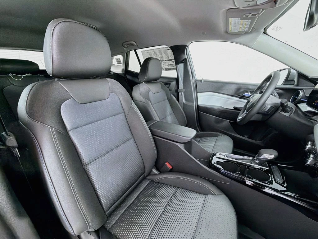 2026 Chevrolet Trax LT - Photo 26
