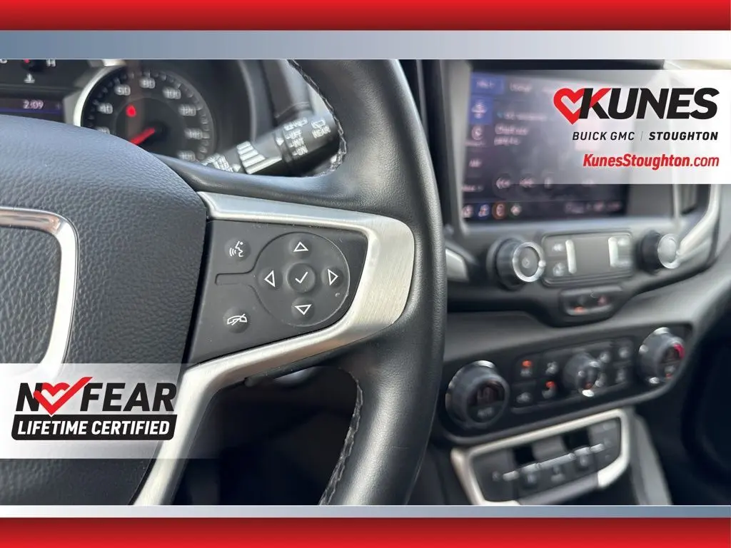 2023 Gmc Terrain SLT photo 16
