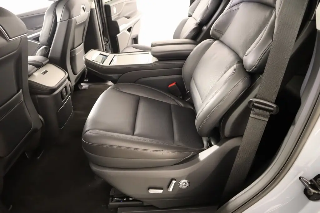2025 Lincoln Navigator Reserve photo 10