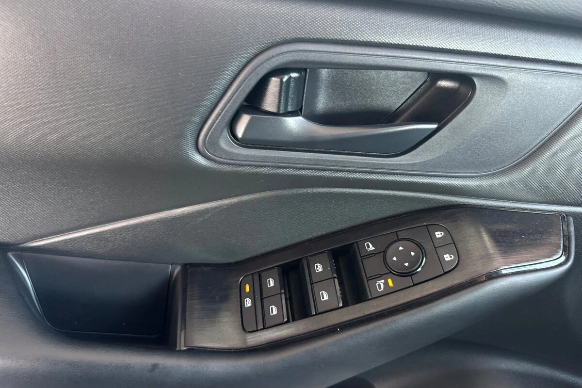 2026 Nissan Rogue S - Photo 11