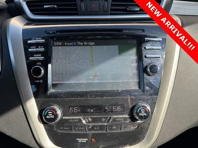 2017 Nissan Murano SL photo 9