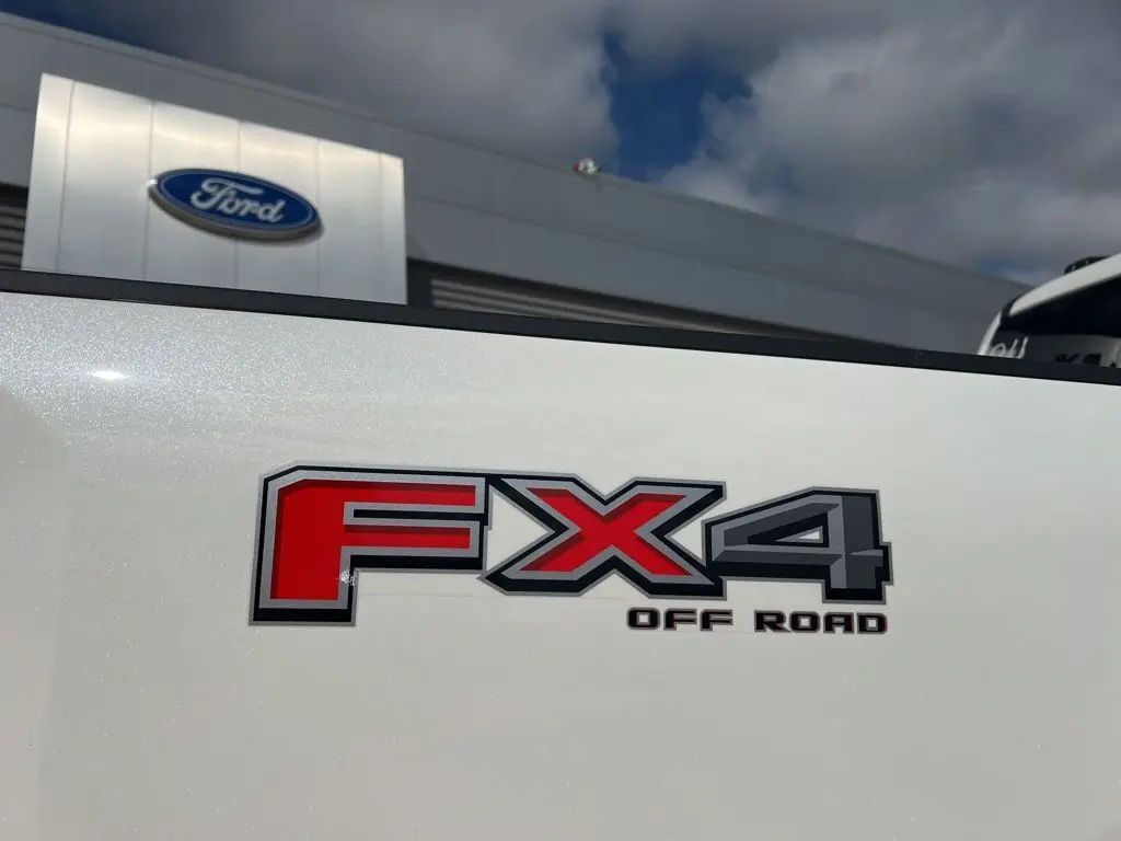 2026 Ford F-250 photo 6