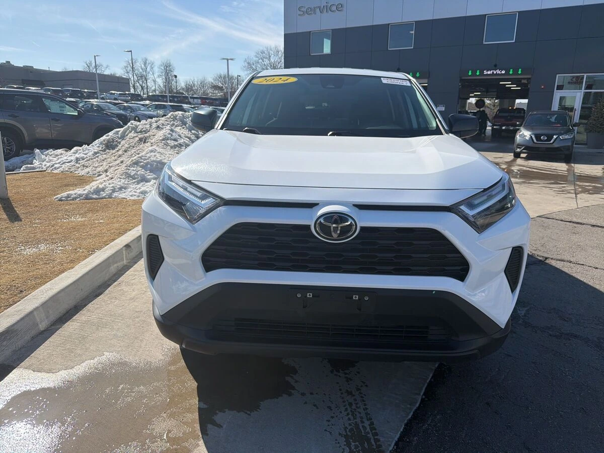 Used 2024 Toyota RAV4 LE with VIN 2T3F1RFV1RC444478 for sale in Northfield, Minnesota