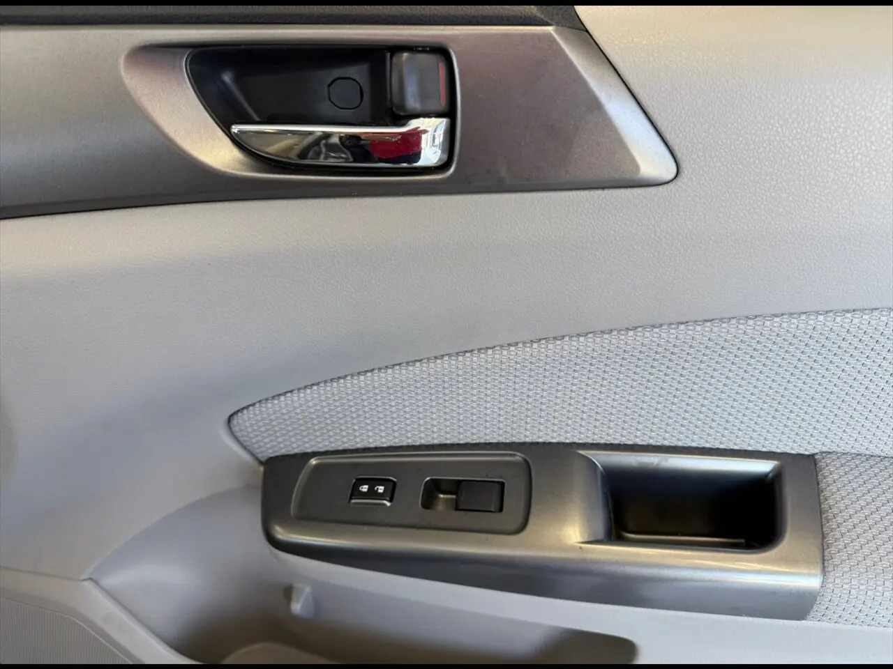 2011 Subaru Forester 2.5X Premium photo 21