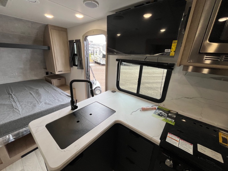 2024 Minnie/2326BH/2024 image-18