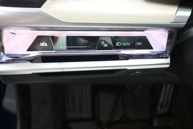 2025 BMW 7 Series 760i - Photo 20