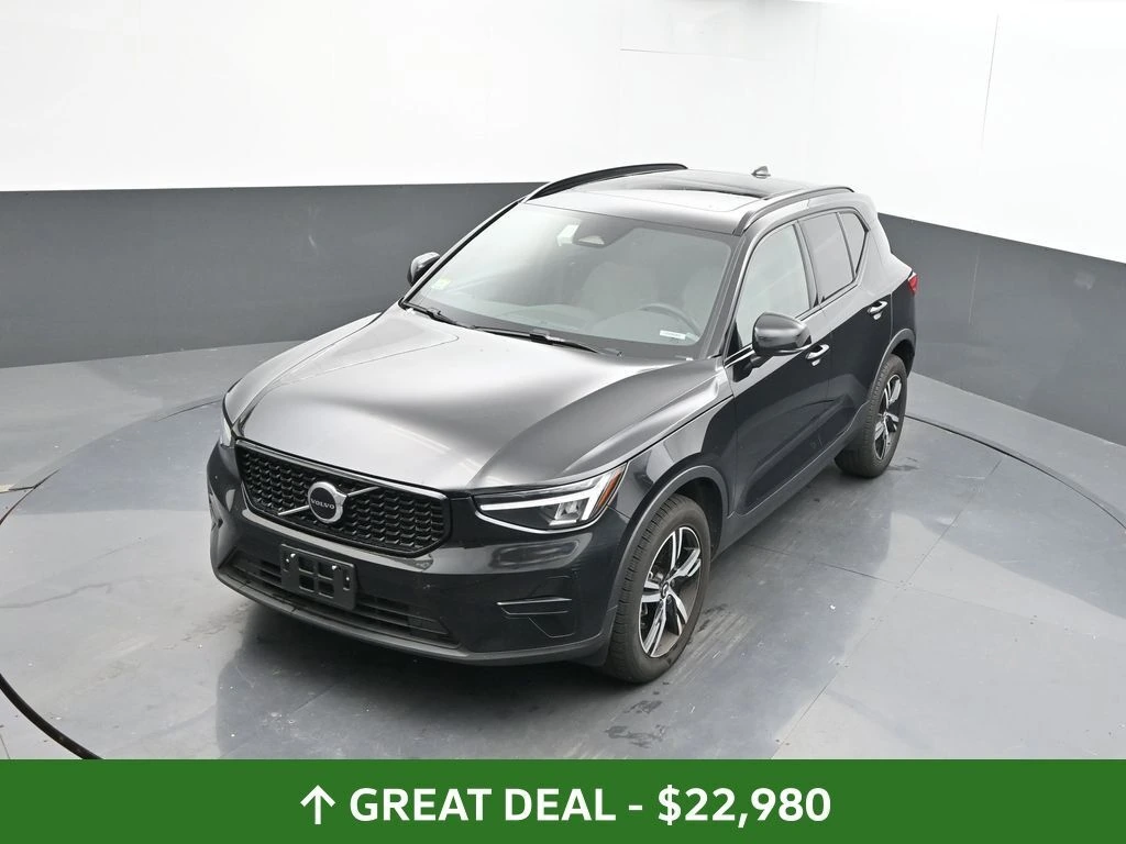 2024 Volvo - image 38