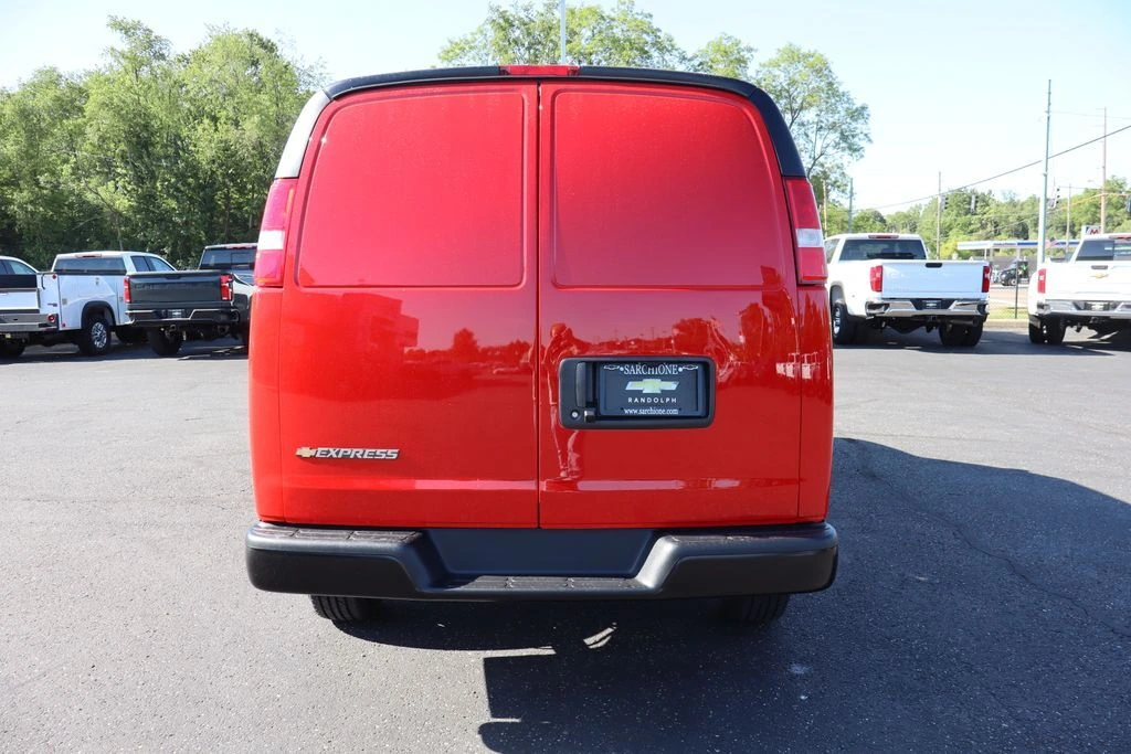 2026 Chevrolet Express Cargo Work Van - Photo 29