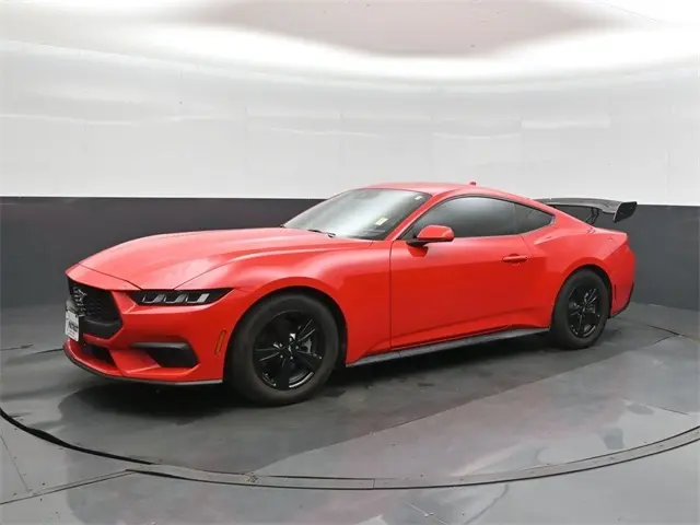 2024 Ford Mustang EcoBoost photo 3