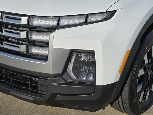 2026 Hyundai Santa Cruz SE photo 8