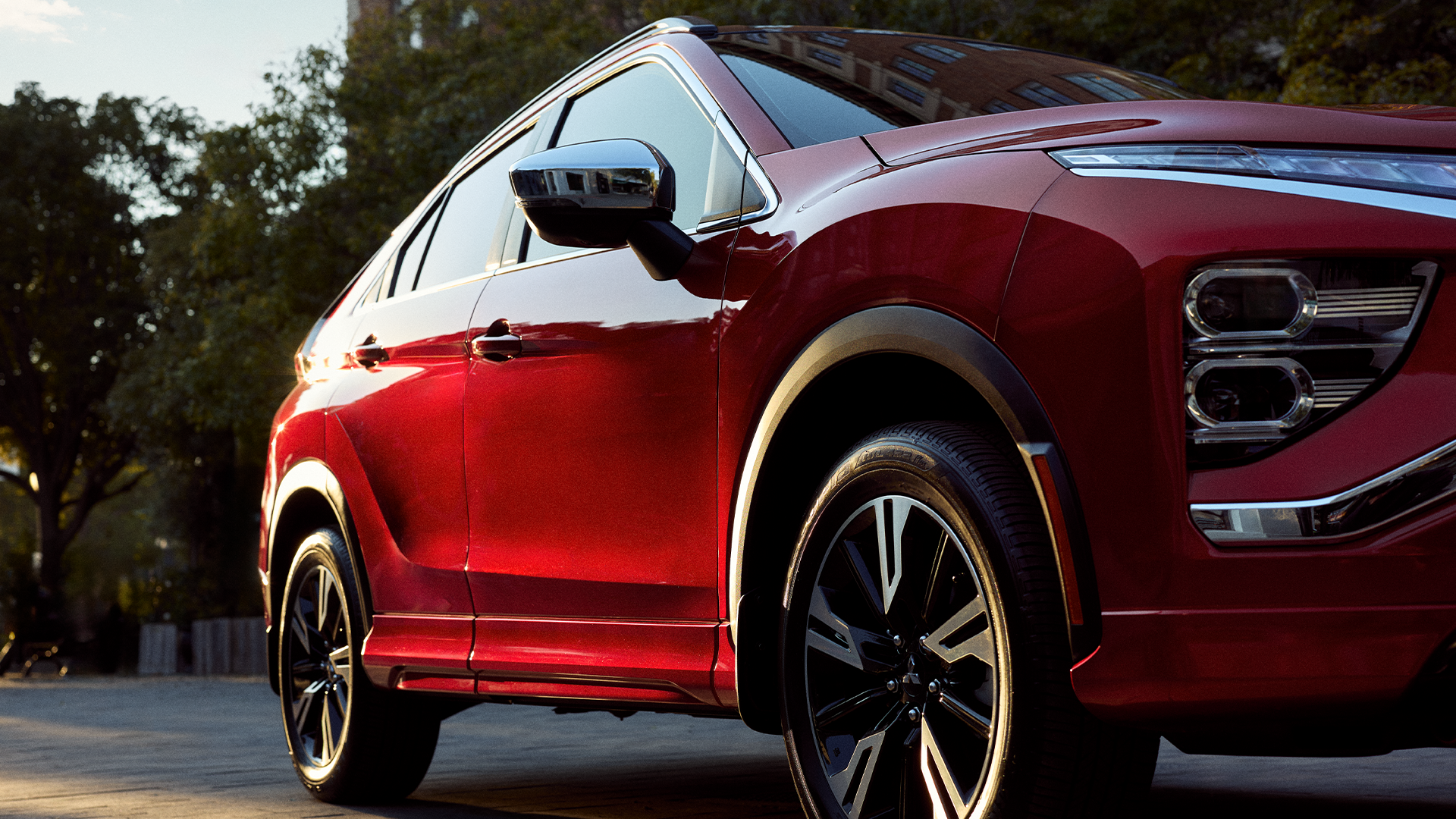 2025 Mitsubishi Eclipse Cross Side
