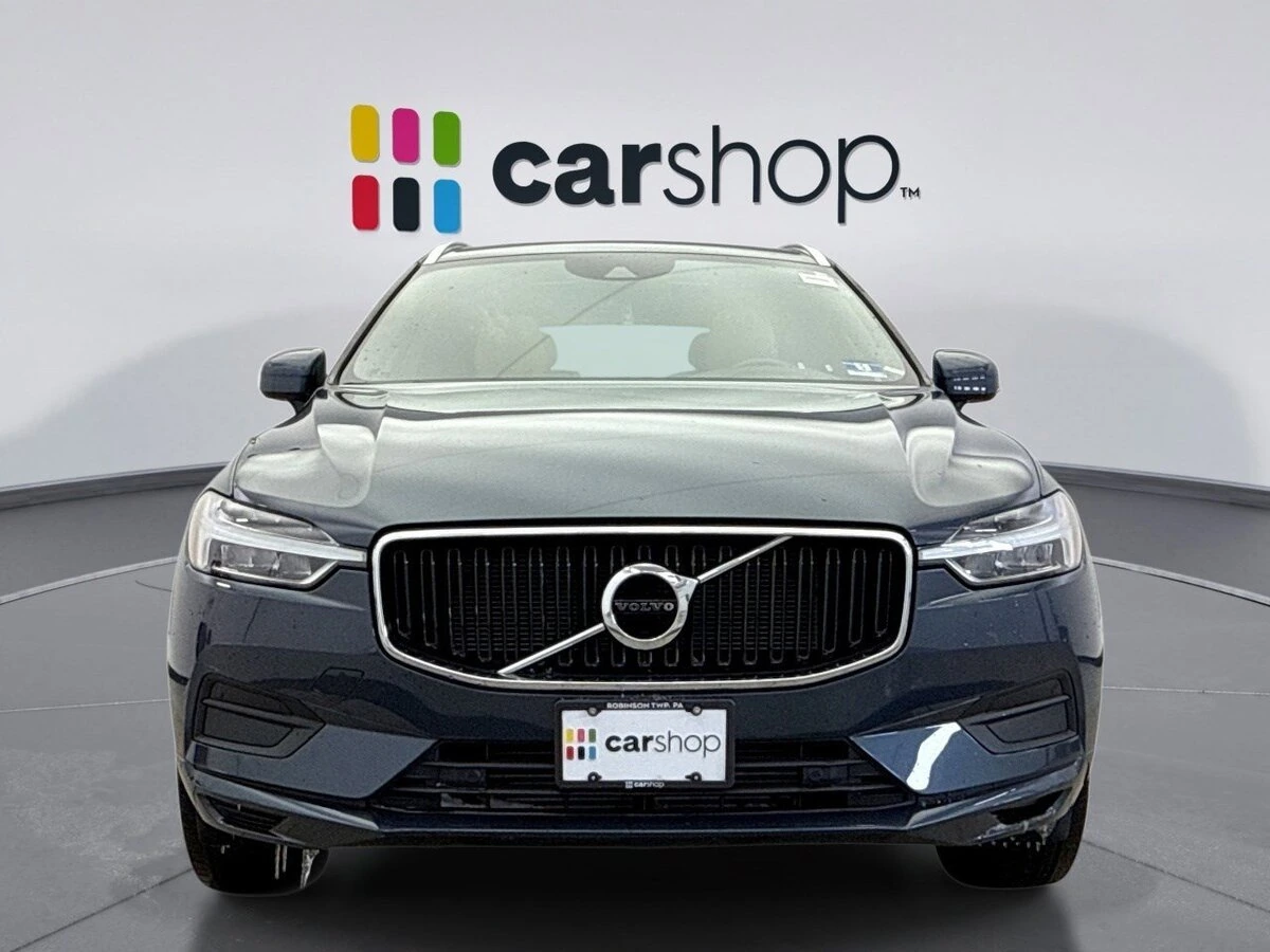 2020 Volvo - image 8