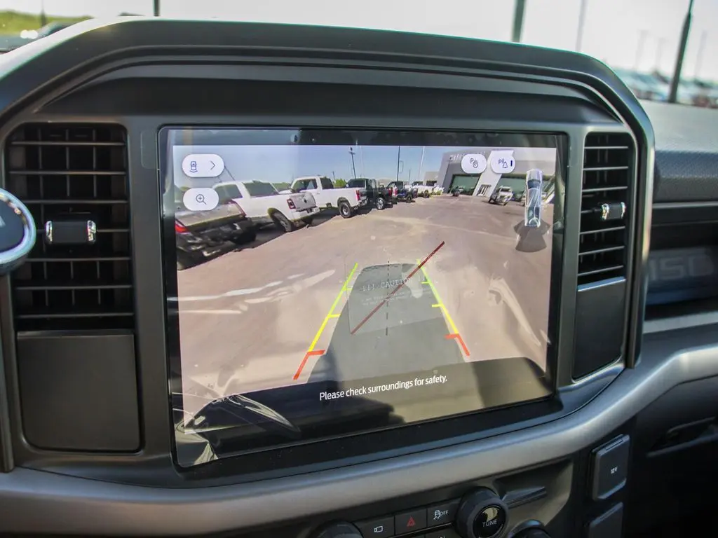 2025 Ford F-150 XLT photo 33