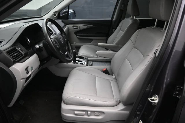 2016 Honda Pilot EX-L - Photo 21