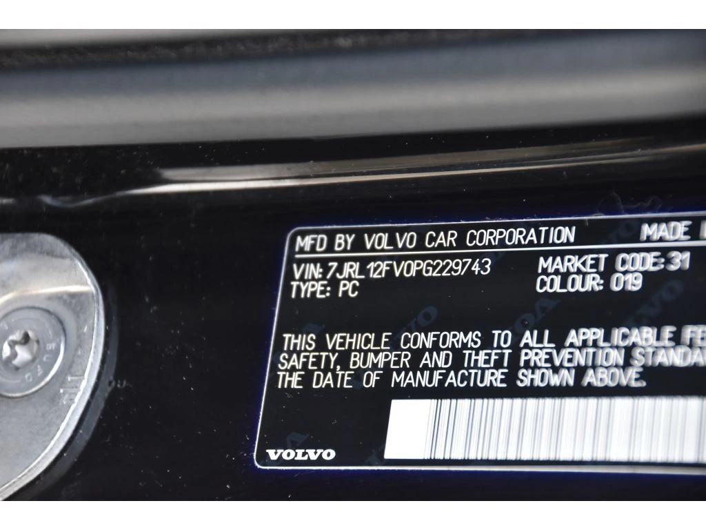 2023 Volvo - image 27