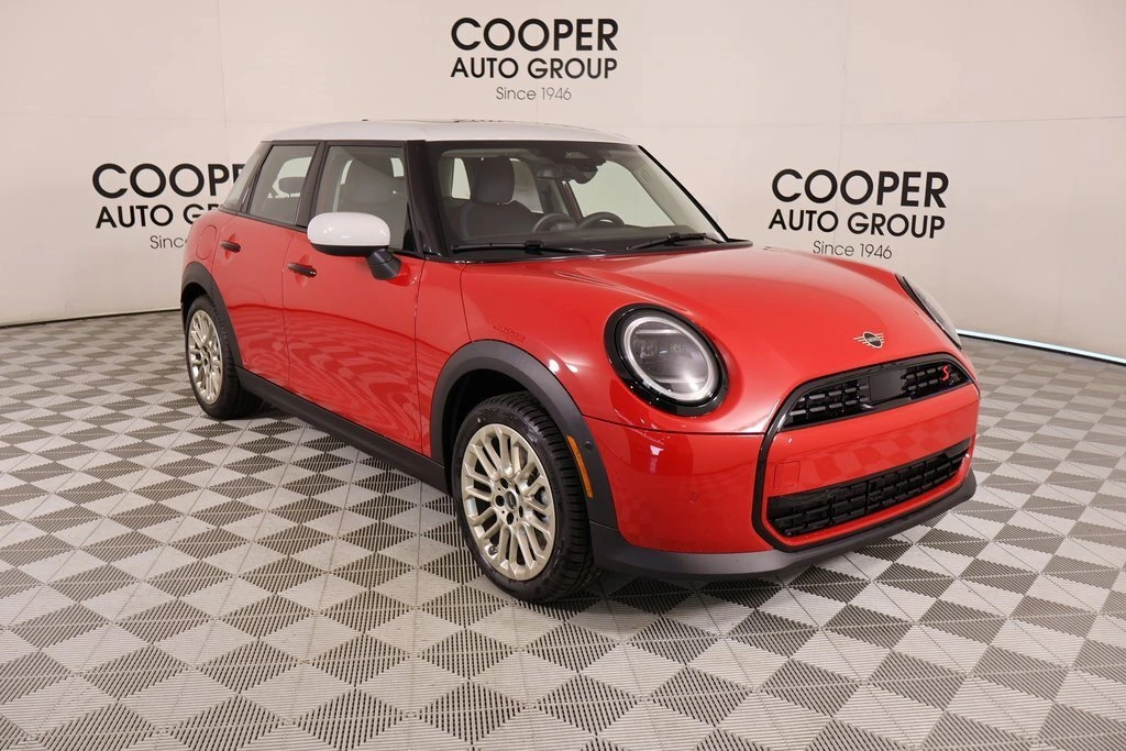 2026 MINI Hardtop 4 Door S's photo