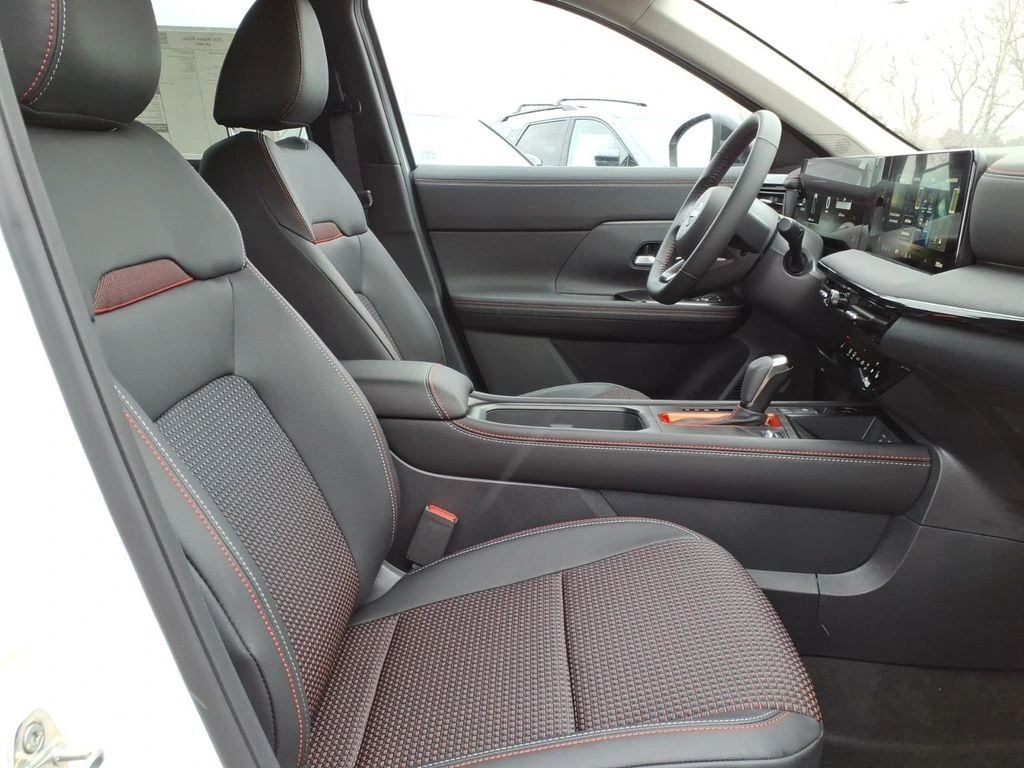 2026 Nissan KICKS SR AWD - Photo 7