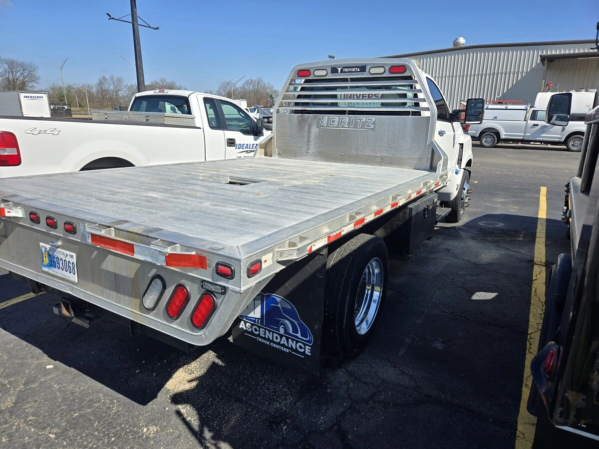 2022 International CV in Austin, IN — photo 5