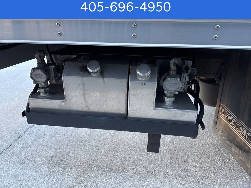 2024 Isuzu NPR - image 32