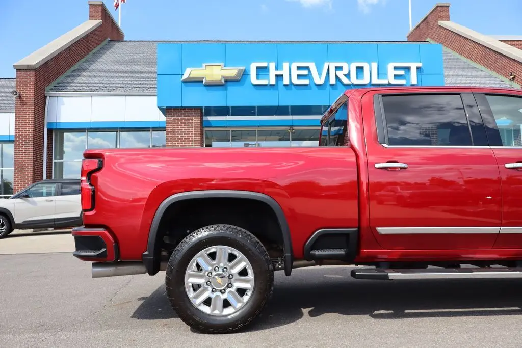 2025 Chevrolet Silverado 2500HD High Country photo 43