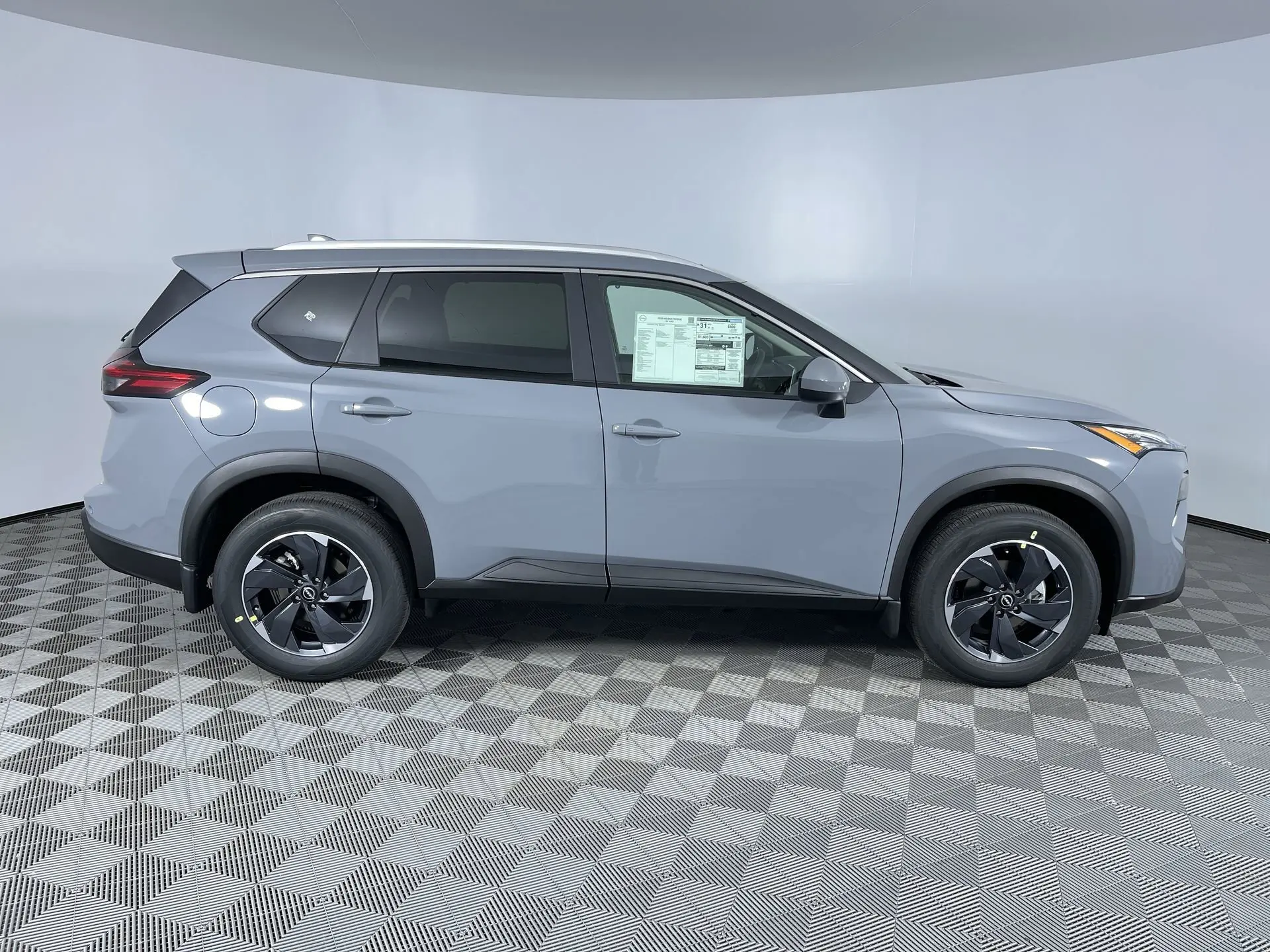 2026 Nissan Rogue SV photo 6