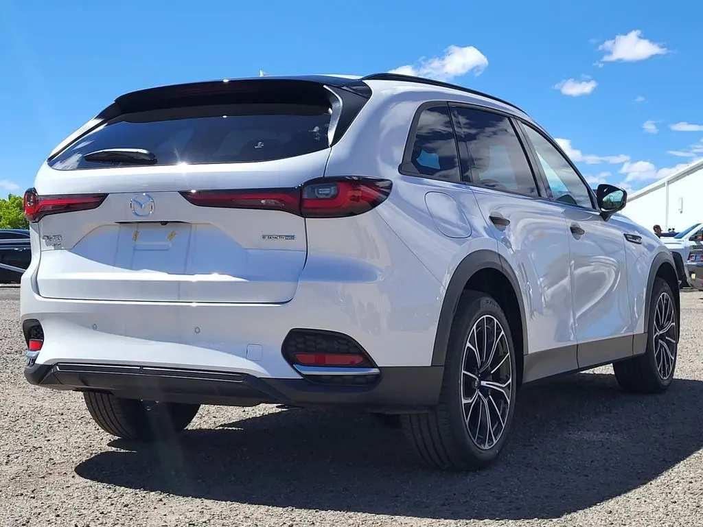 2025 Mazda CX-70 Plug-in Hybrid Premium Plus photo 4