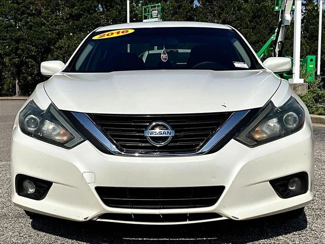 Used 2016 Nissan Altima SR with VIN 1N4AL3AP0GC135065 for sale in Florence, SC