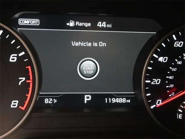 2018 Kia Stinger Premium photo 19
