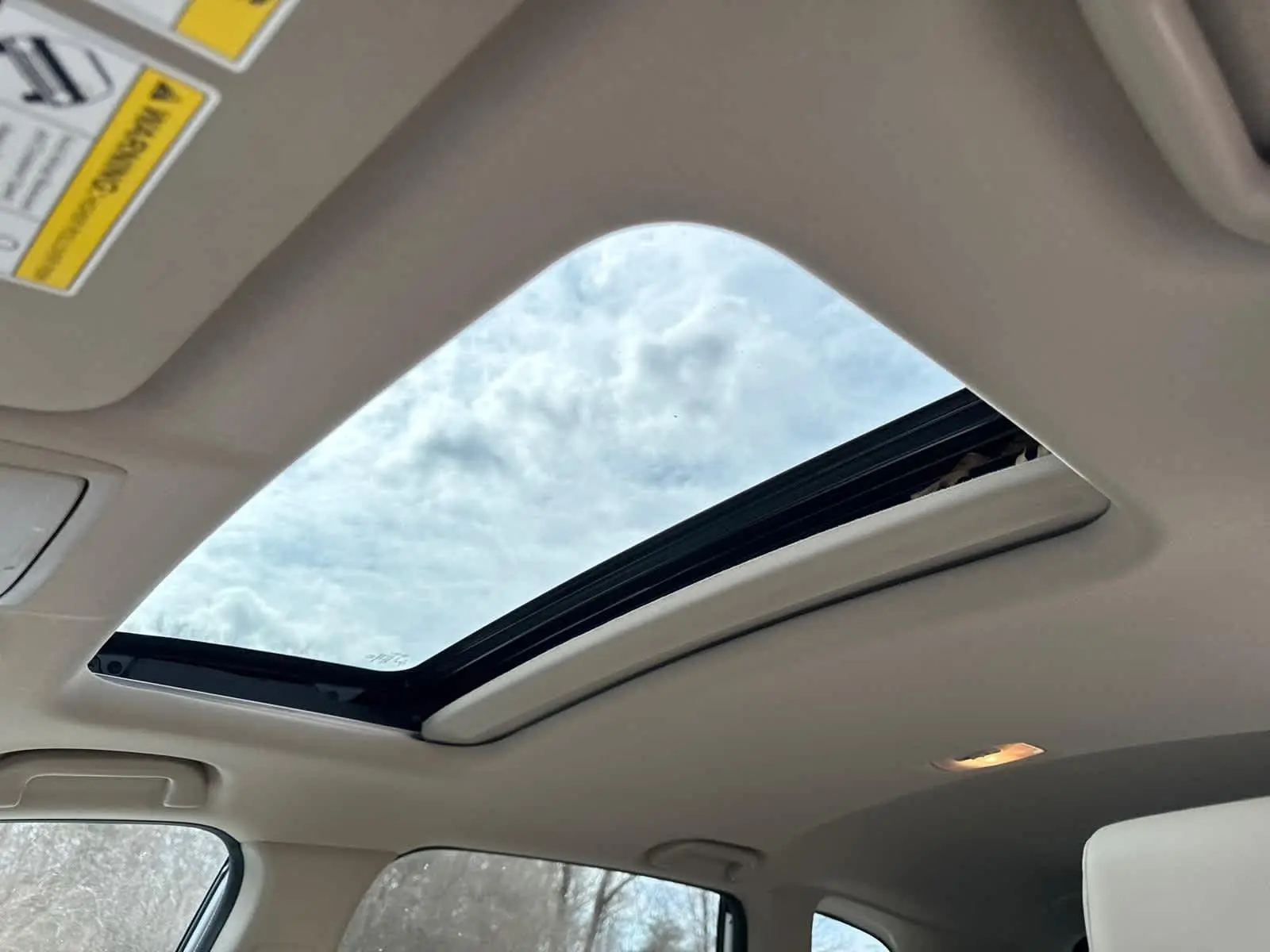 2021 Honda CR-V Hybrid Touring photo 13