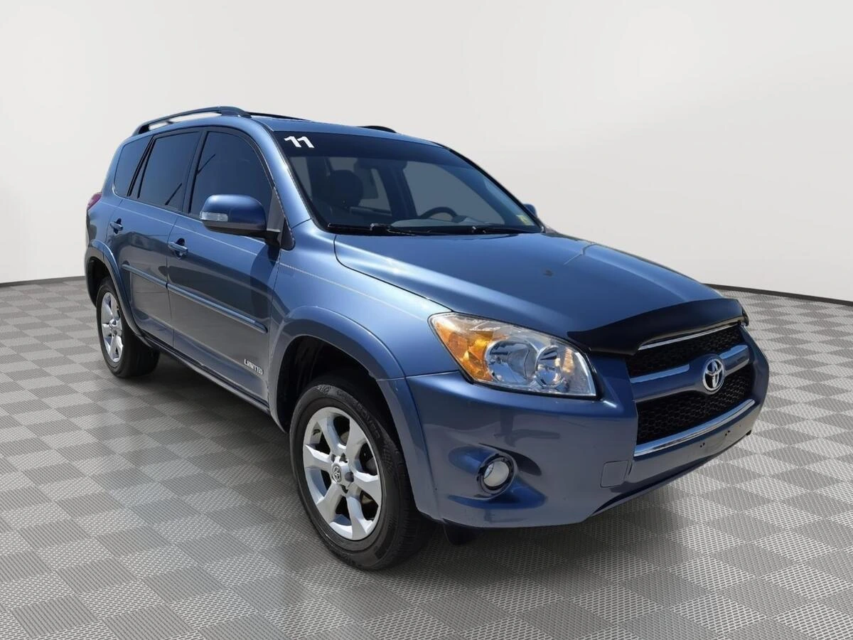 2011 Toyota RAV4 Limited's photo