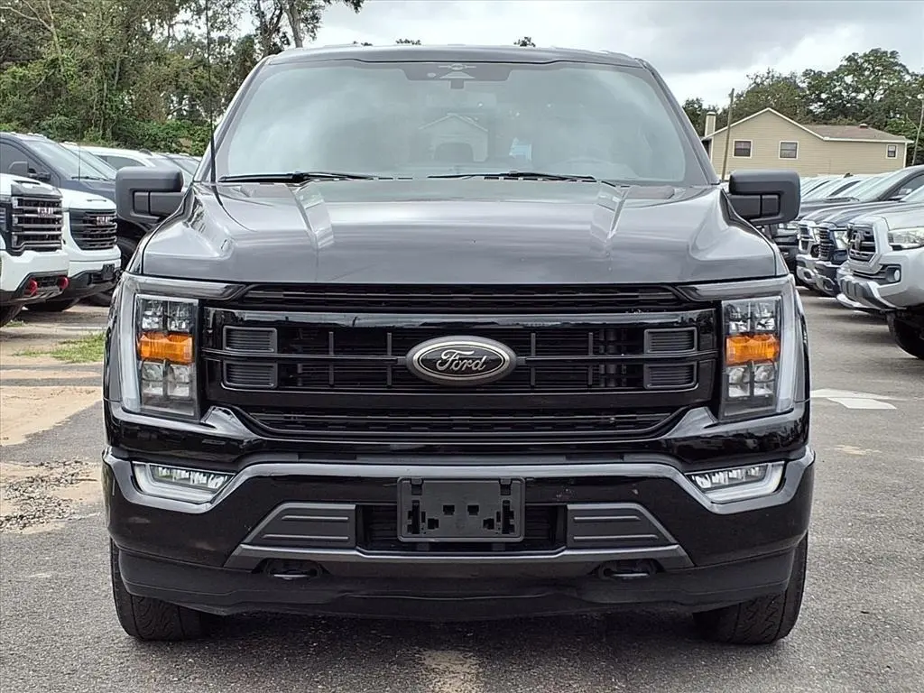 2023 Ford F-150 XLT photo 2
