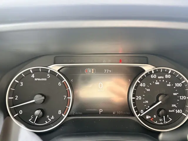 2026 Nissan Rogue SV photo 10