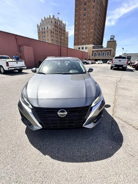 Used 2024 Nissan Altima SV with VIN 1N4BL4DV1RN416447 for sale in Enid, OK