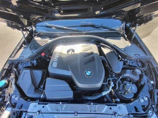 2026 BMW 3 Series 330i - Photo 10