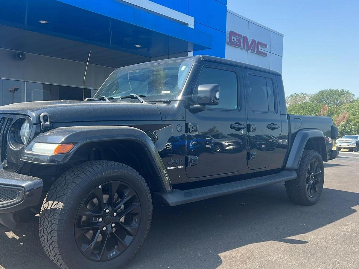 2023 Jeep Gladiator