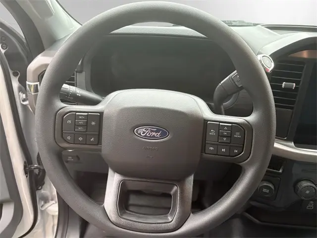 2025 Ford F-150 XL photo 12