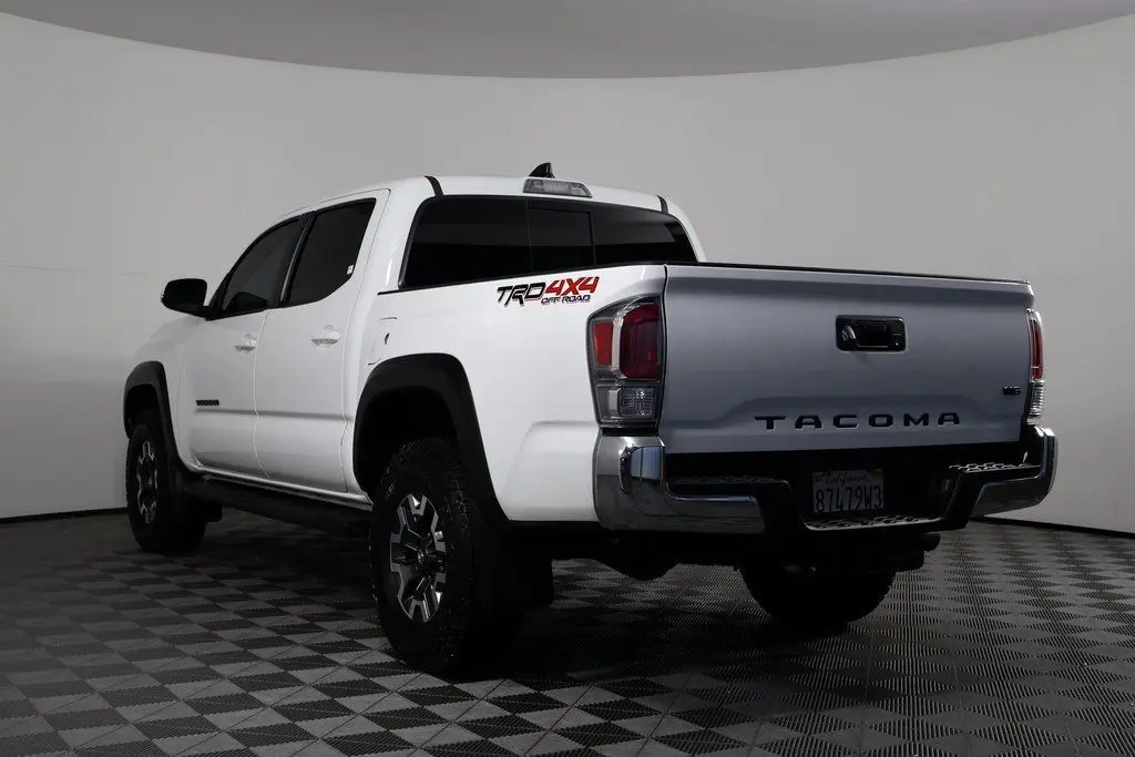2023 Toyota Tacoma V6 photo 6