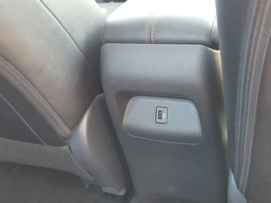 2024 Nissan Sentra SR photo 5