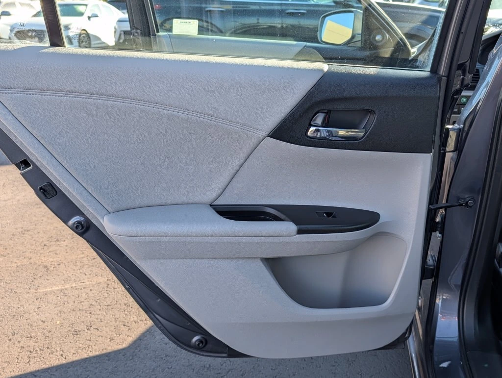 2013 Honda Accord EX-L - Photo 13