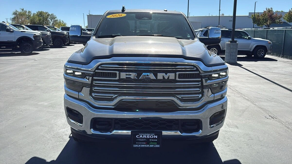 2026 RAM 3500 Laramie - Photo 8
