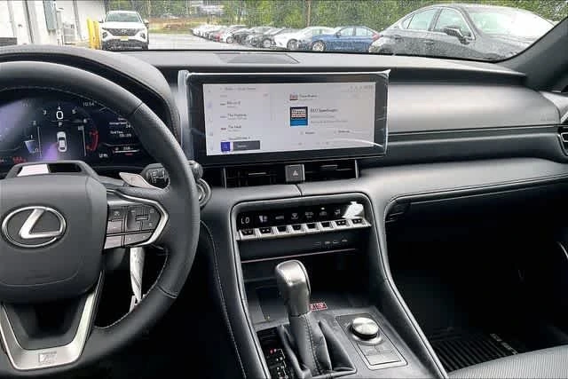2026 Lexus IS 350 F SPORT - Photo 7