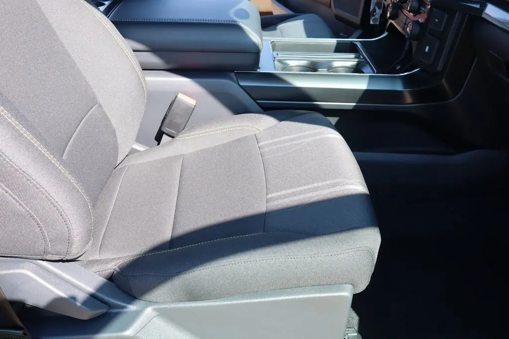 2025 Ford F-150 STX photo 12