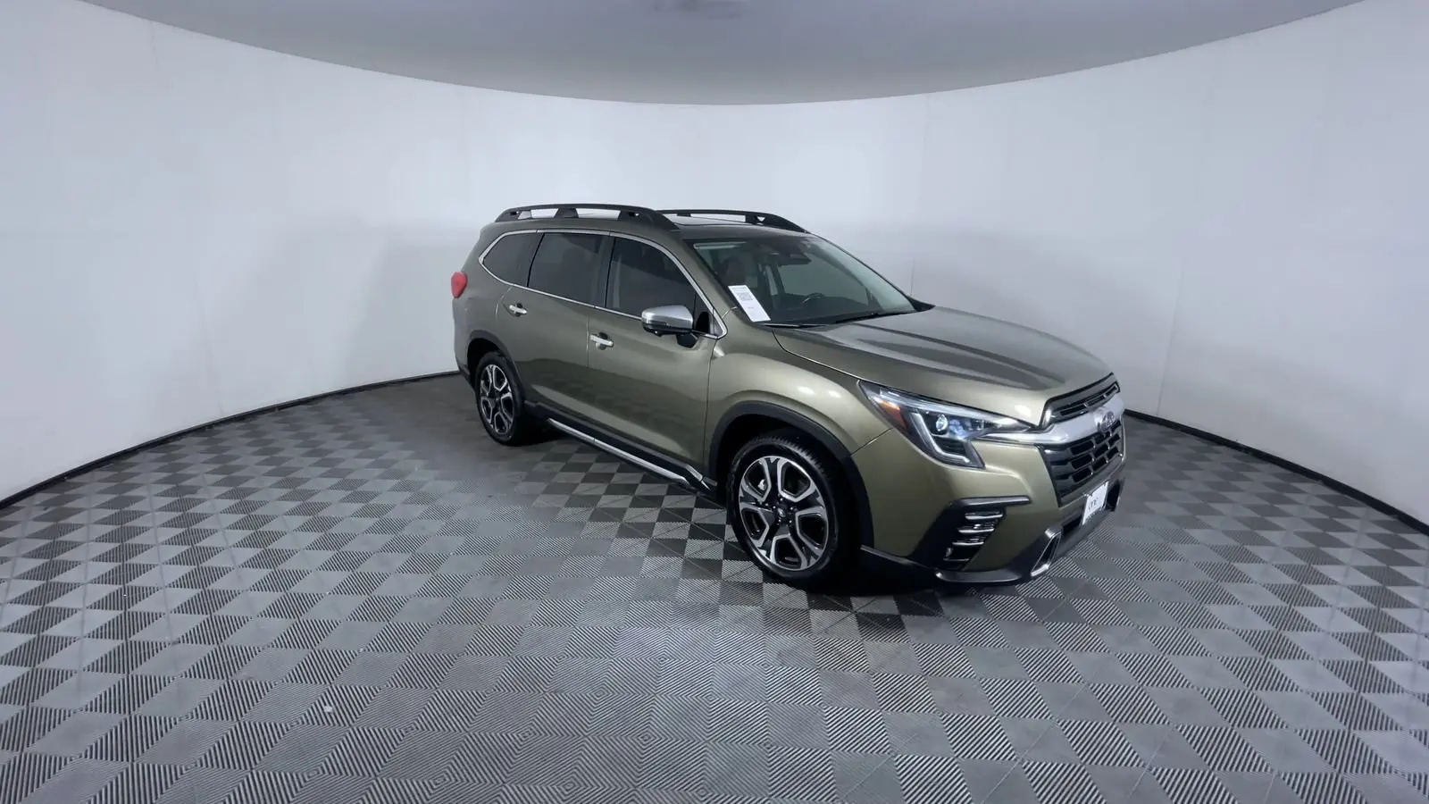 2023 Subaru Ascent Touring photo 2