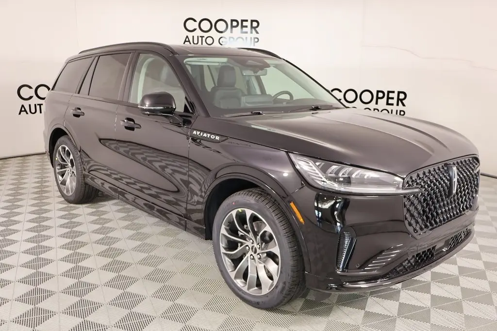 2026 Lincoln Aviator Premiere's photo