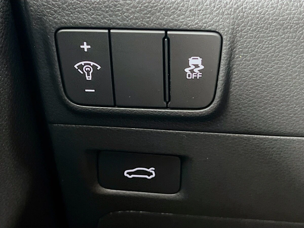2026 Kia K5 EX - Photo 13