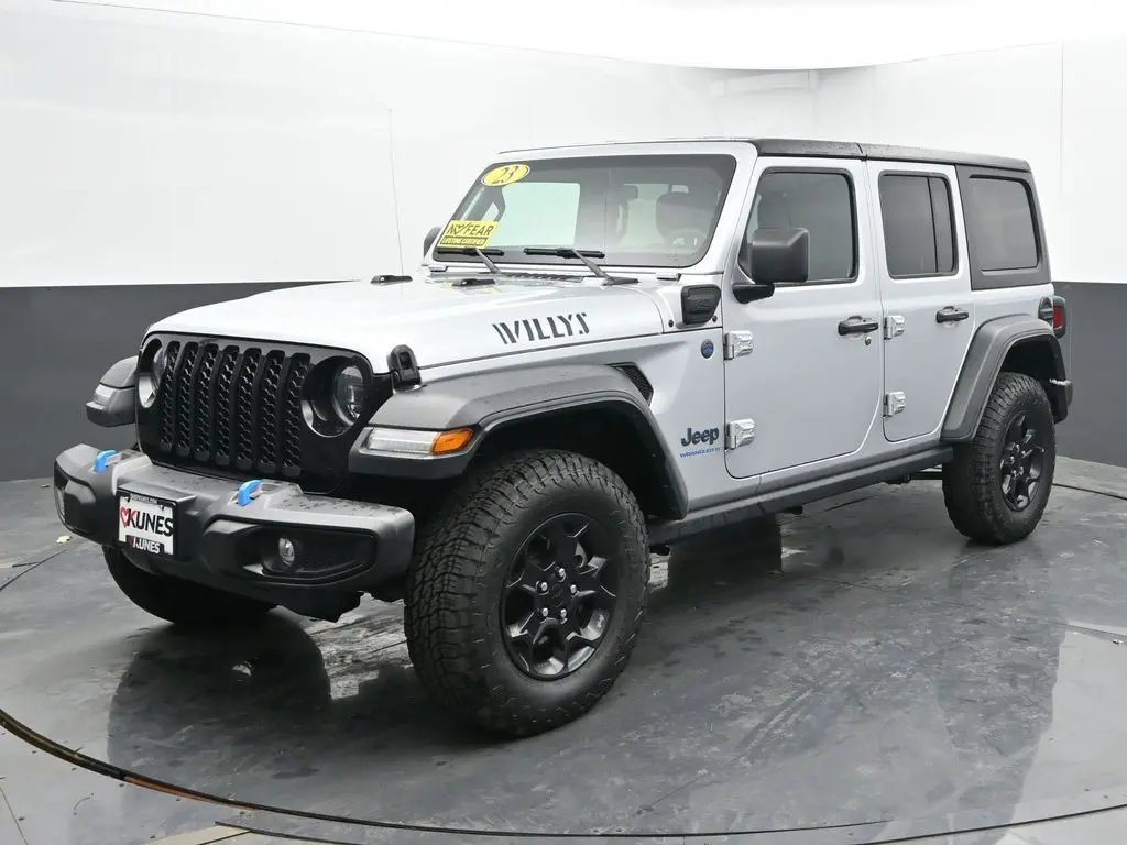 2023 Jeep Wrangler Base 4xe photo 3